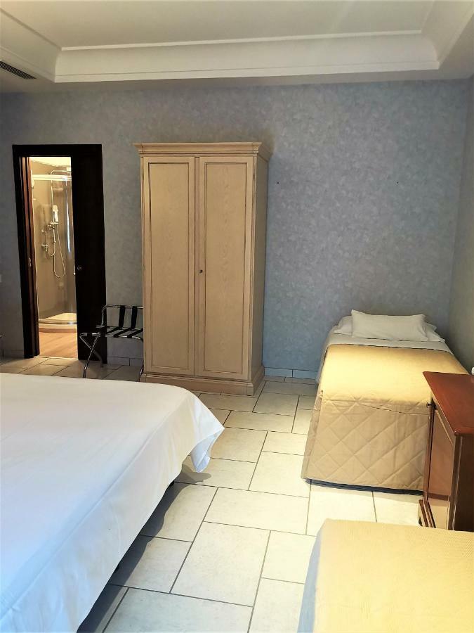 Andris Hotel Ерколано Екстер'єр фото